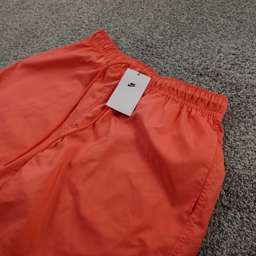 NEW Nike Shorts Mens M Orange Swoosh Dri Fit Athletic Drawstring Workout Run Gym